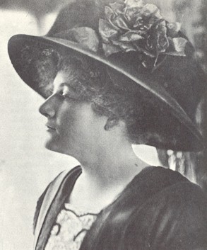  Dorothy Harriet Camille Arnold
