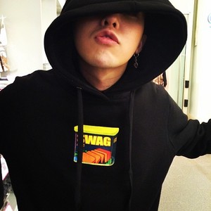 G-Dragon Instagram