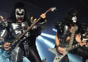  Paul Stanley and Gene simmons