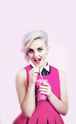  Perrie Edwards 2014