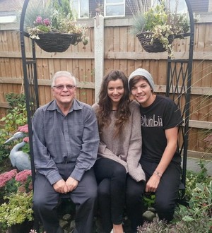  Eleanor and Louis with Louis's grandfather <3
