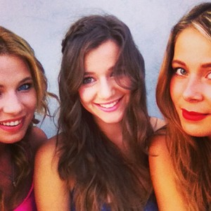  Eleanor and friends
