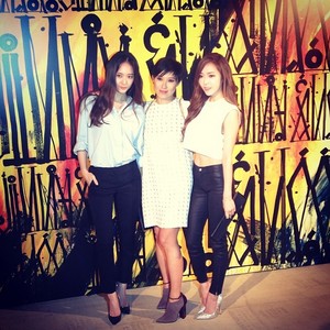  Jessica and f(x)’s Krystal’s Attend Photoshoot for Jimmy Choo in L.A.