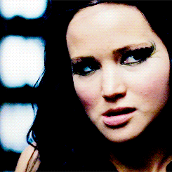  Katniss Everdeen ✦