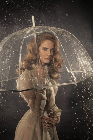Lana Del Rey in RAIN*______*