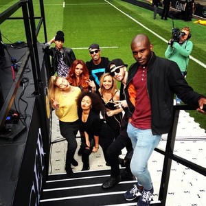  The girls at soundcheck today at The Stinger