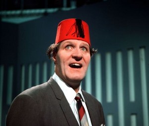  Tommy Cooper