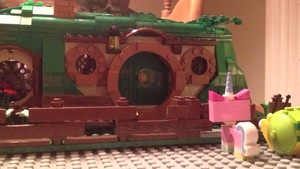  Unikitty discovers Lord of the Rings
