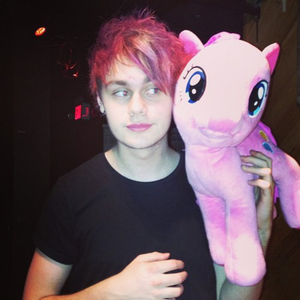 Mikey and Pinky Pie