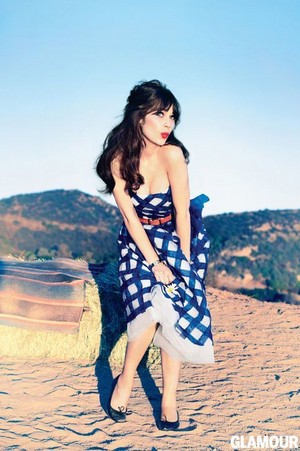  Zooey - Glamour