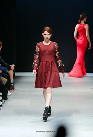  2014 Seoul F/W: Doii Fashion onyesha
