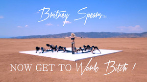  Britney Spears Work chienne !