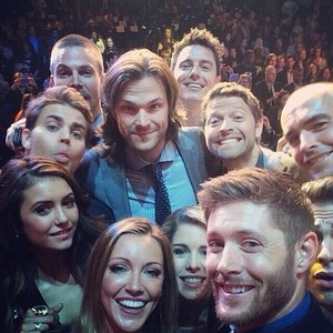  CW Upfronts All-Stars Selfie