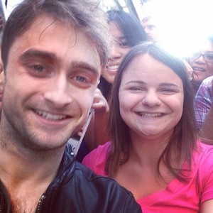  Daniel Radcliffe Selfies With ファン (Fb.com/DanieljacobRadcliffefanClub)