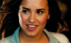  Demi Lovato - Made In The USA ✫