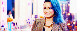  Demi Lovato on The X Factor - Backstage