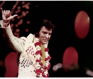  Elvis Presley - Aloha From Hawaii