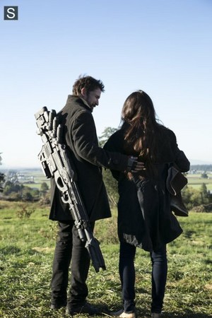  Falling Skies - Episode 4.01 - Ghost in the Machine - Promo Pics