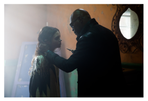  India Eisley and Samuel L. Jackson in 风筝, 放风筝
