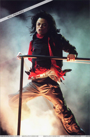  Some 90's Michael Jackson Pictures