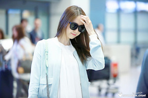  Yoona The flor