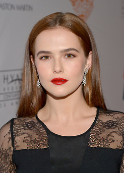 Zoey at the Race to Erase MS 2014 Gala