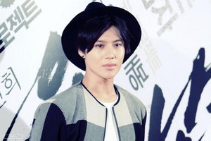  130530 Taemin attended VIP premier of "Crying Man"