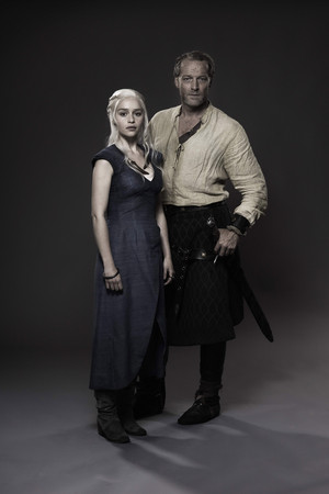  Daenerys Targaryen & Jorah Mormont - Promo चित्र