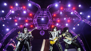  Kiss Paul, Tommy and Gene