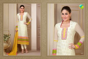  Kareena in Beautiful Anarakali Suit