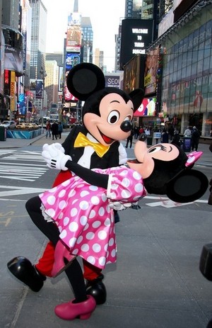  Mickey And Minnie In New York City
