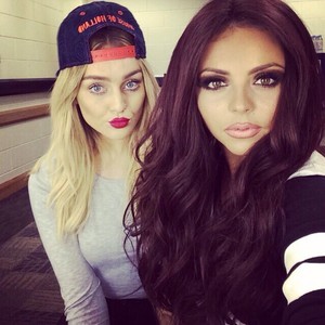  New Jesy and Perrie selfie