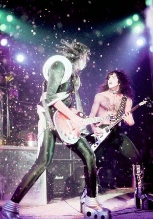  Paul Stanley and and Ace Frehley