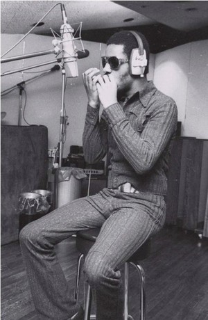  Stevie Wonder in the Recording Studio