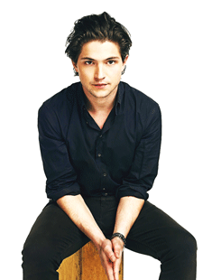  Thomas McDonell Promotional picha for the 100
