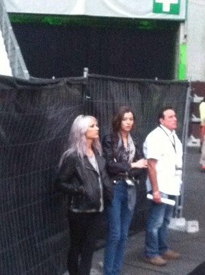  Eleanor and Lou Teasdale at the ipakita in Paris June 20th