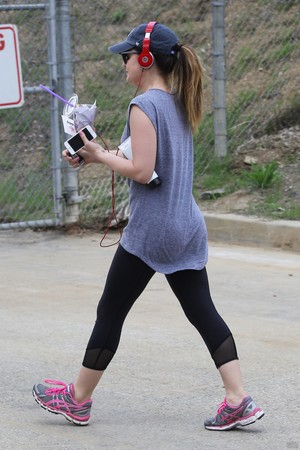  Lucy out in LA - March 21st