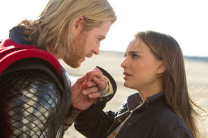  Thor and Jane(Thor 2011)