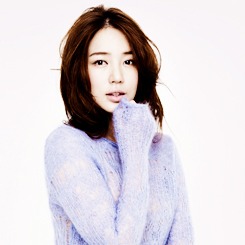  Yoon Eun Hye