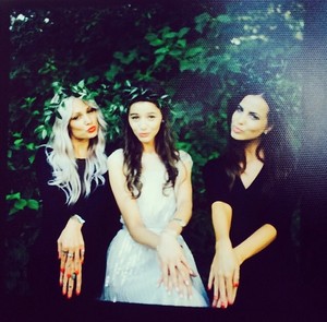  Eleanor with Lou and Sophia at Jay's wedding ☀