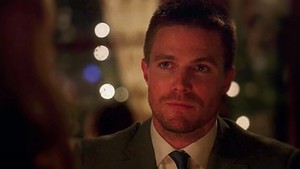  Oliver looking at Felicity