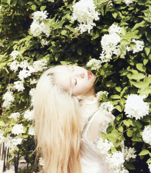  f(x) Krystal - Elle Magazine August Issue ‘14