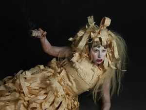  never-before-seen Fotos of Lady gaga
