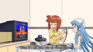  Eiko Aizawa and Squid Girl playing video games