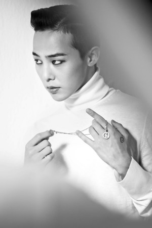 G-Dragon - Chow Tai Fook 2014