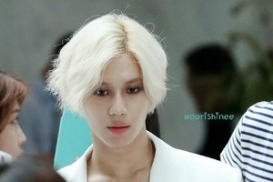  Gorgeous White Hair Taemin <3