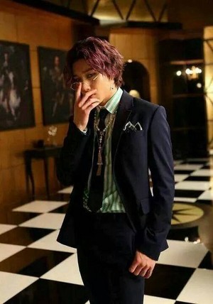 Jongup's jaqueta fotografia for 4th Japanese single 'Excuse Me'