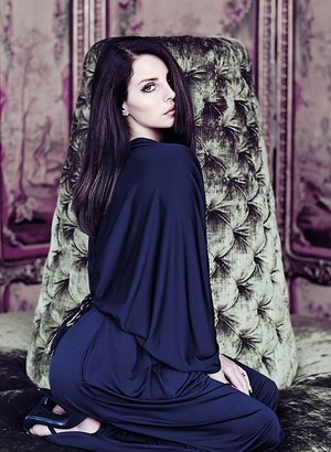  Lana Del Rey Fashion Magzine