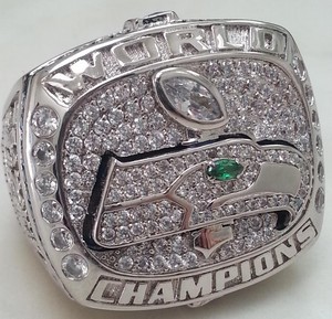  Seattle Seahawks Super Bowl Championship Player Replica Ring