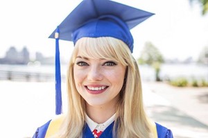 The Amazing Spider-Man 2 - Graduated Gwen Stacy